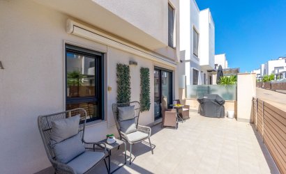 Revente - Villa -
Torrevieja - Aguas Nuevas