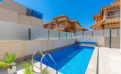 Revente - Villa -
Torrevieja - Aguas Nuevas