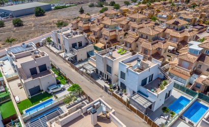 Revente - Villa -
Torrevieja - Aguas Nuevas