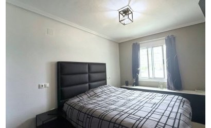 Reventa - Villa -
Torre Pacheco - Sierra Golf