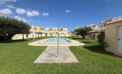 Reventa - Adosado -
Orihuela Costa - Cabo Roig