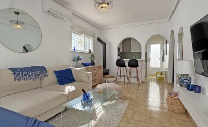 Herverkoop - Semi Detached Villa -
San Miguel de Salinas
