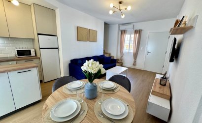 Herverkoop - Herenhuis -
Orihuela Costa - Villamartín