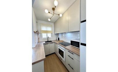 Herverkoop - Herenhuis -
Orihuela Costa - Villamartín