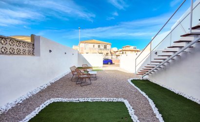 Herverkoop - Herenhuis -
Orihuela Costa - Cabo Roig