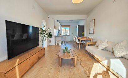 Herverkoop - Herenhuis -
Orihuela Costa - Cabo Roig