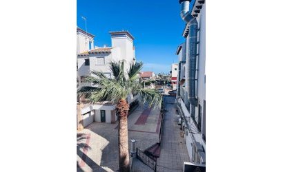 Resale - Apartment -
Villamartin - Orihuela Costa