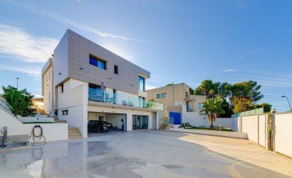 Herverkoop - Villa -
Torrevieja - Costa Blanca