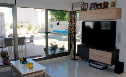 Herverkoop - Villa -
San Miguel de Salinas - Inland