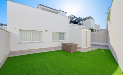 Herverkoop - Villa -
San Miguel de Salinas - Inland