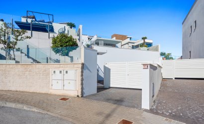 Herverkoop - Villa -
San Miguel de Salinas - Inland