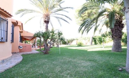 Revente - Villa -
Torrevieja - Costa Blanca