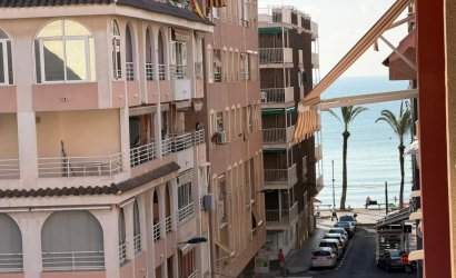 Revente - Apartment -
Torrevieja - Playa del Cura