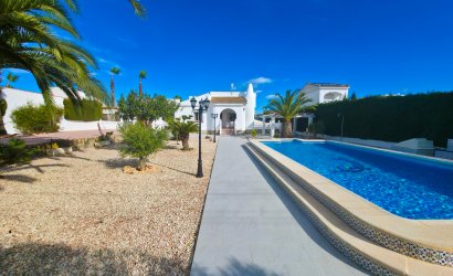 Revente - Villa -
Torrevieja - Costa Blanca