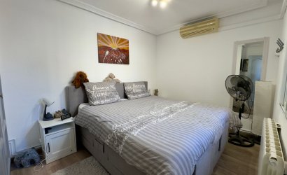 Revente - Villa -
Orihuela Costa - Costa Blanca