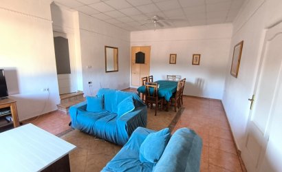 Herverkoop - Villa -
Villena - Inland