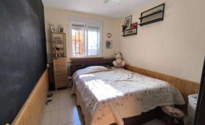 Herverkoop - Villa -
Villena - Inland