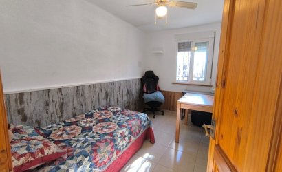 Herverkoop - Villa -
Villena - Inland