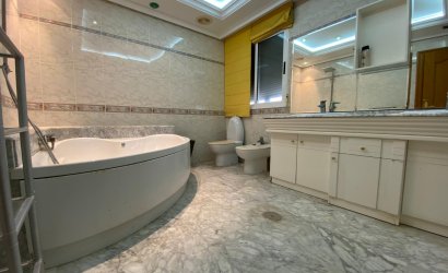 Resale - Penthouse -
Torrevieja - Costa Blanca