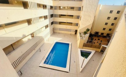 Herverkoop - Penthouse -
Torrevieja - Playa del Cura