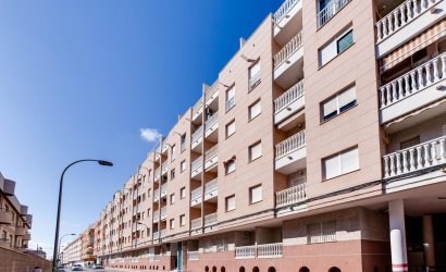 Revente - Apartment -
Torrevieja - Centro