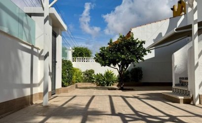 Reventa - Villa -
Torrevieja - Costa Blanca