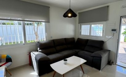 Reventa - Villa -
Torrevieja - Costa Blanca