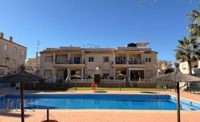 Resale - Bungalow -
Orihuela Costa - Costa Blanca
