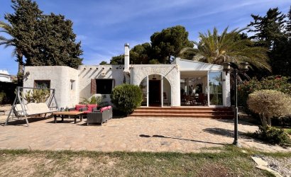 Resale - Villa -
Cabo Roig - Costa Blanca