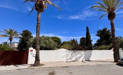 Resale - Villa -
Cabo Roig - Costa Blanca