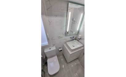 Revente - Apartment -
Torrevieja - Centro