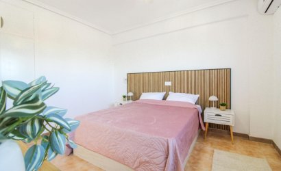 Revente - Attique -
Torrevieja - Punta Prima