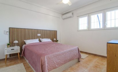 Revente - Attique -
Torrevieja - Punta Prima