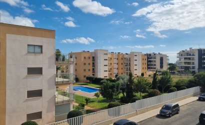 Herverkoop - Villa -
Orihuela Costa - Costa Blanca