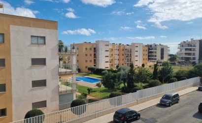 Herverkoop - Villa -
Orihuela Costa - Costa Blanca