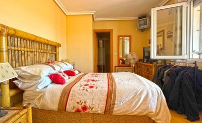 Herverkoop - Villa -
Torrevieja - Los Balcones