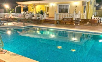 Herverkoop - Villa -
Torrevieja - Costa Blanca