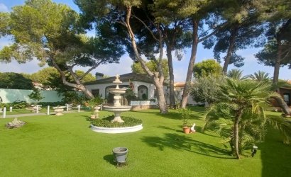 Revente - Villa -
Orihuela Costa - Costa Blanca