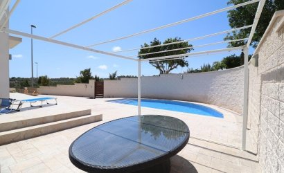 Reventa - Villa -
San Miguel de Salinas - Inland