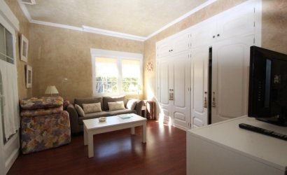 Herverkoop - Villa -
Orihuela Costa - Costa Blanca