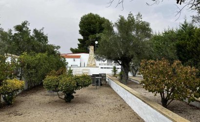 Herverkoop - Villa -
Biar - Costa Blanca