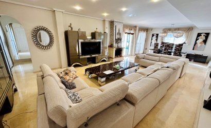 Herverkoop - Villa -
Torrevieja - Costa Blanca