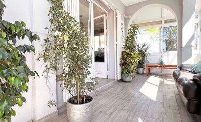 Herverkoop - Villa -
Orihuela Costa - Costa Blanca