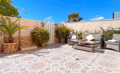 Herverkoop - Villa -
Orihuela Costa - Costa Blanca