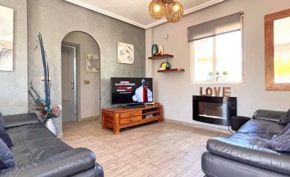 Herverkoop - Villa -
Orihuela Costa - Costa Blanca