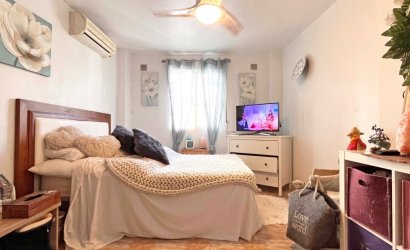 Herverkoop - Villa -
Orihuela Costa - Costa Blanca