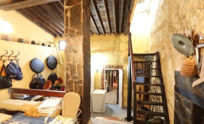 Revente - Villa -
Fortuna - Inland