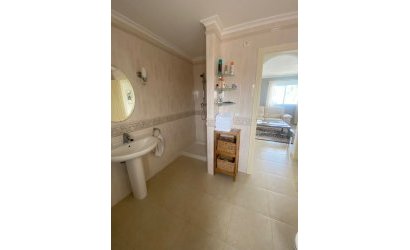 Herverkoop - Villa -
Algorfa - Inland