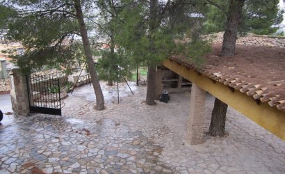 Resale - Villa -
Yecla - Inland