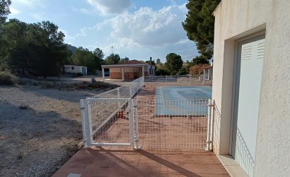 Herverkoop - Villa -
Yecla - Inland